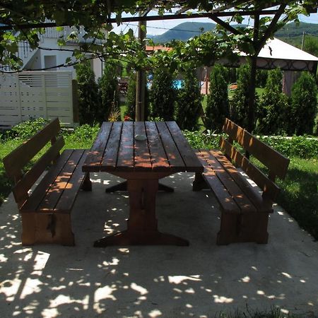 Guesthouse Rupcic กราโบวาซ ภายนอก รูปภาพ