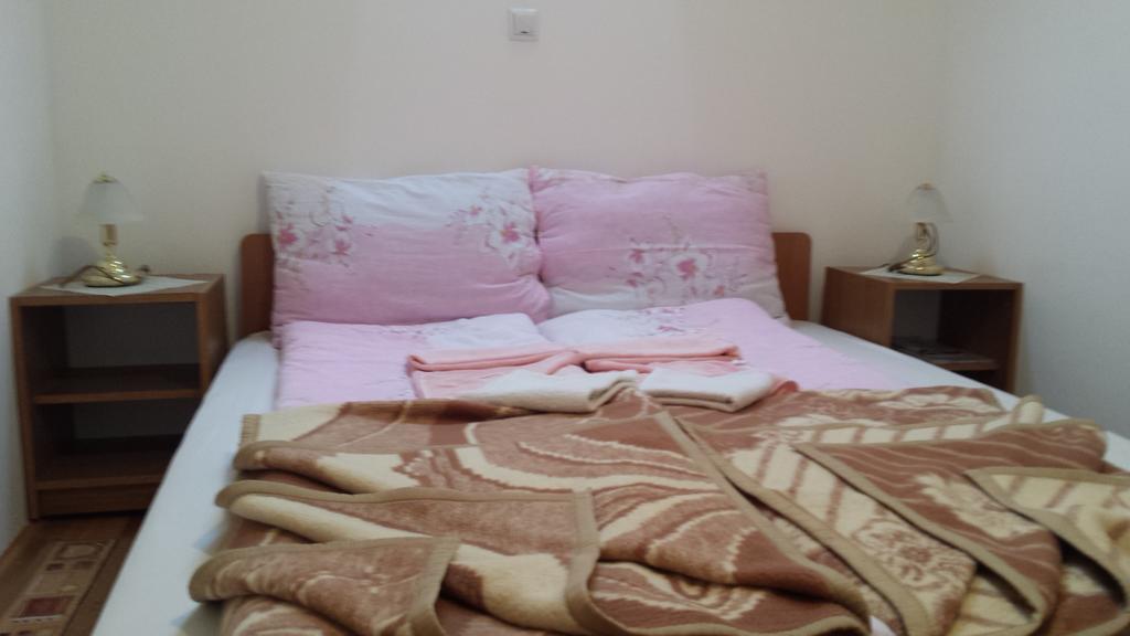Guesthouse Rupcic กราโบวาซ ภายนอก รูปภาพ